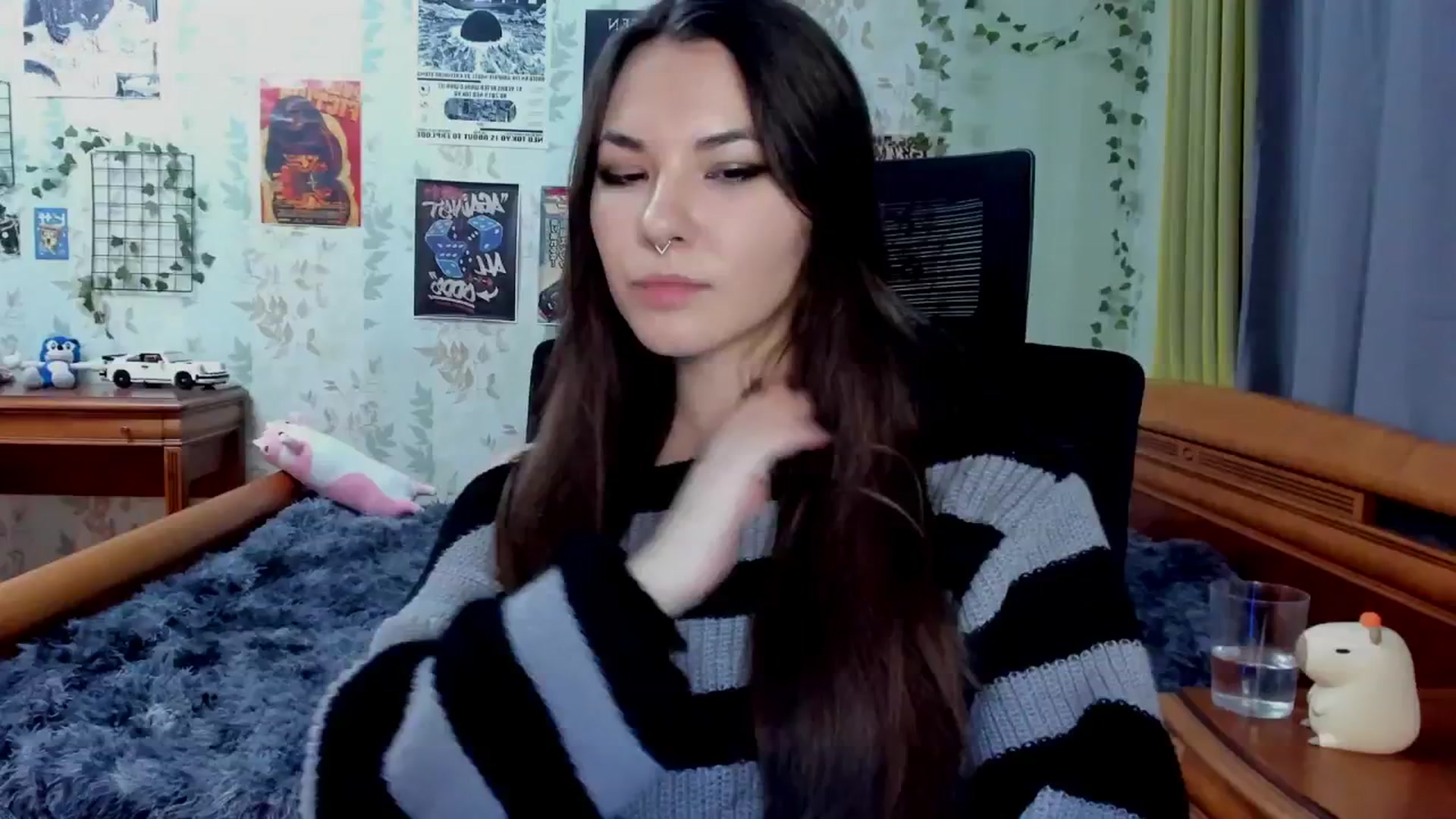 Gallery image thumbnail from AmnesiaGirl1's myfreecams stream on, 09/06/2025, 20:45 image 7 of 20