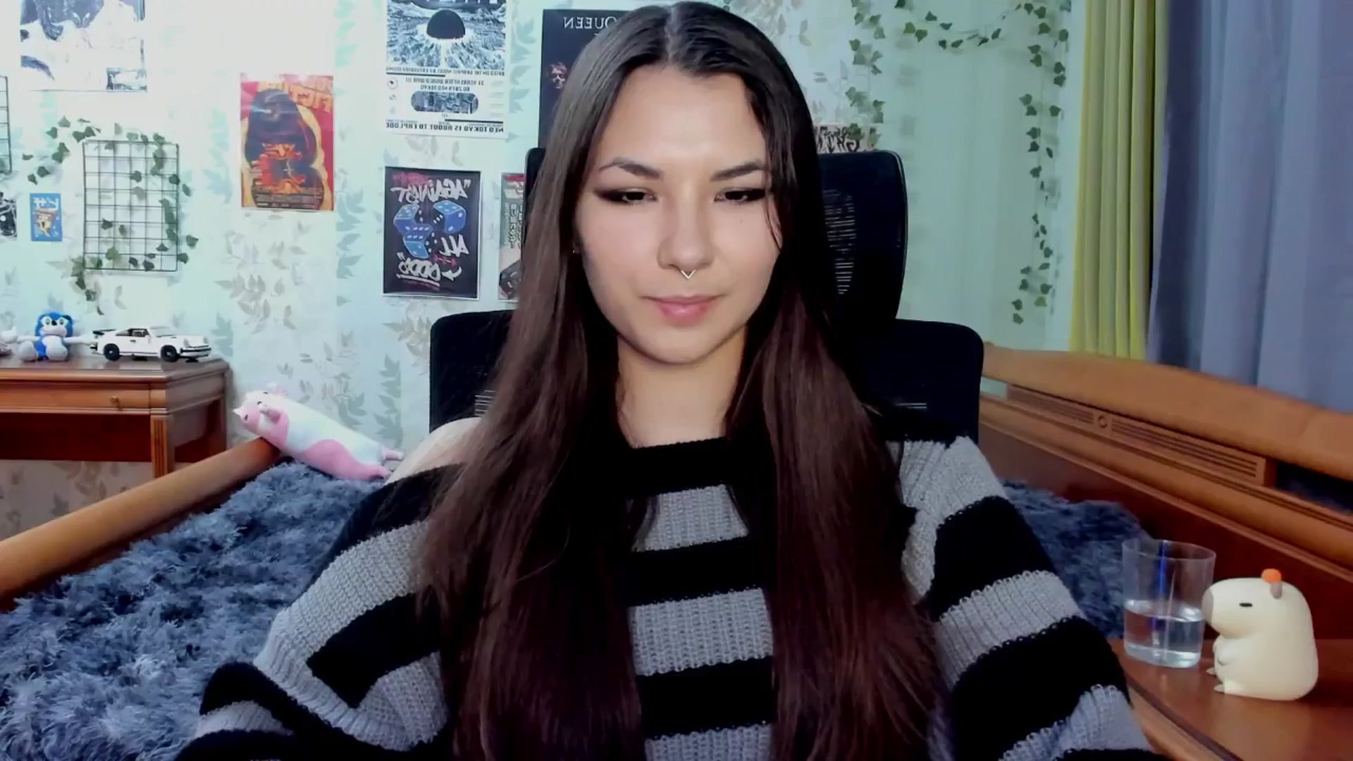 Gallery image thumbnail from AmnesiaGirl1's myfreecams stream on, 09/06/2025, 20:45 image 5 of 20