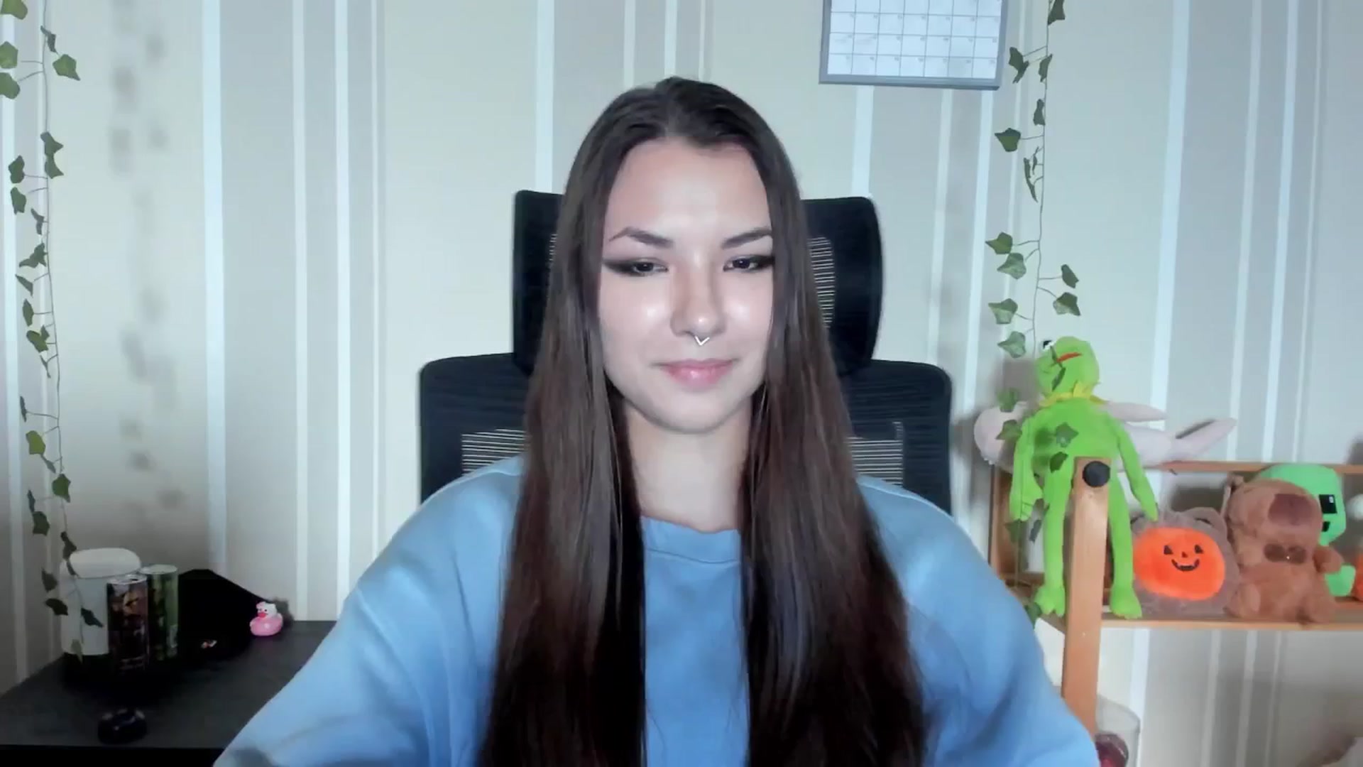 Gallery image thumbnail from AmnesiaGirl1's myfreecams stream on, 09/08/2025, 13:53 image 17 of 20