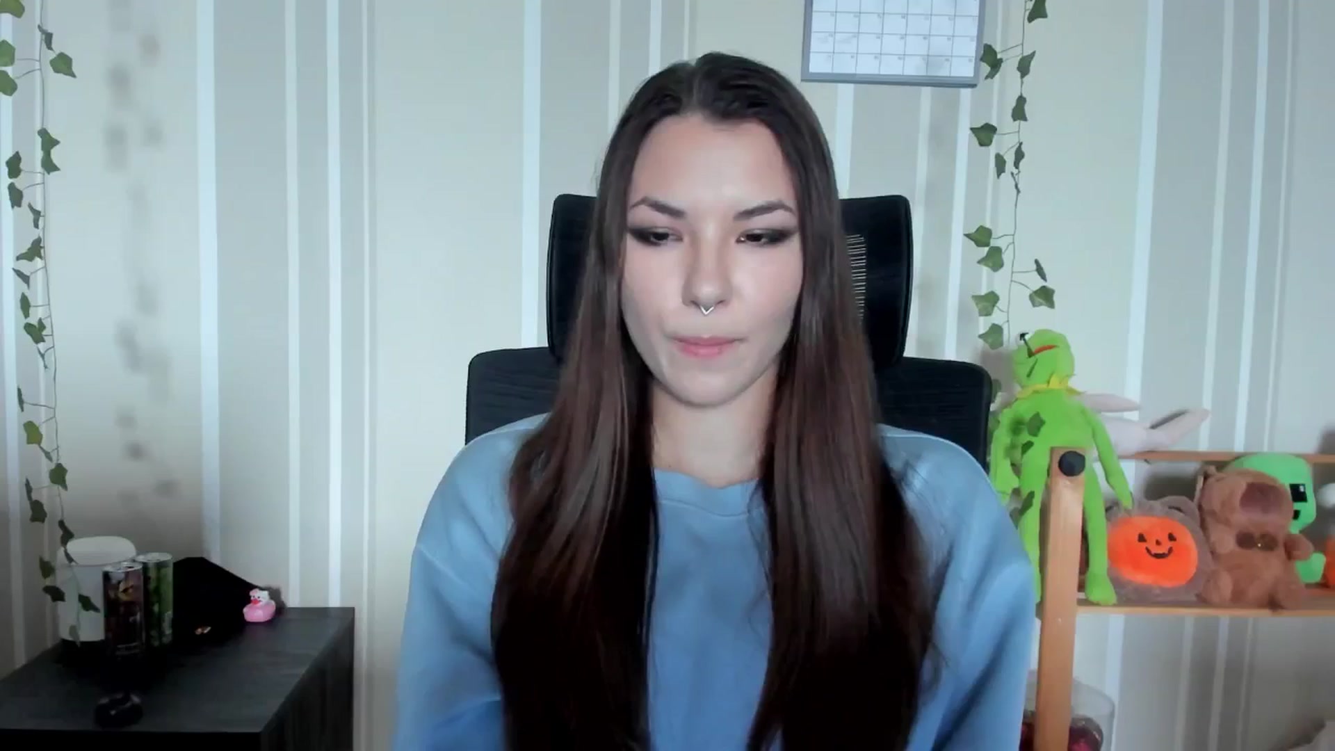 Gallery image thumbnail from AmnesiaGirl1's myfreecams stream on, 09/08/2025, 13:53 image 3 of 20