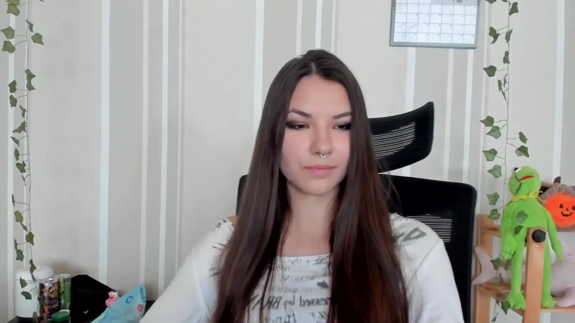 Gallery image thumbnail from AmnesiaGirl1's myfreecams stream on, 09/11/2025, 10:17 image 19 of 20