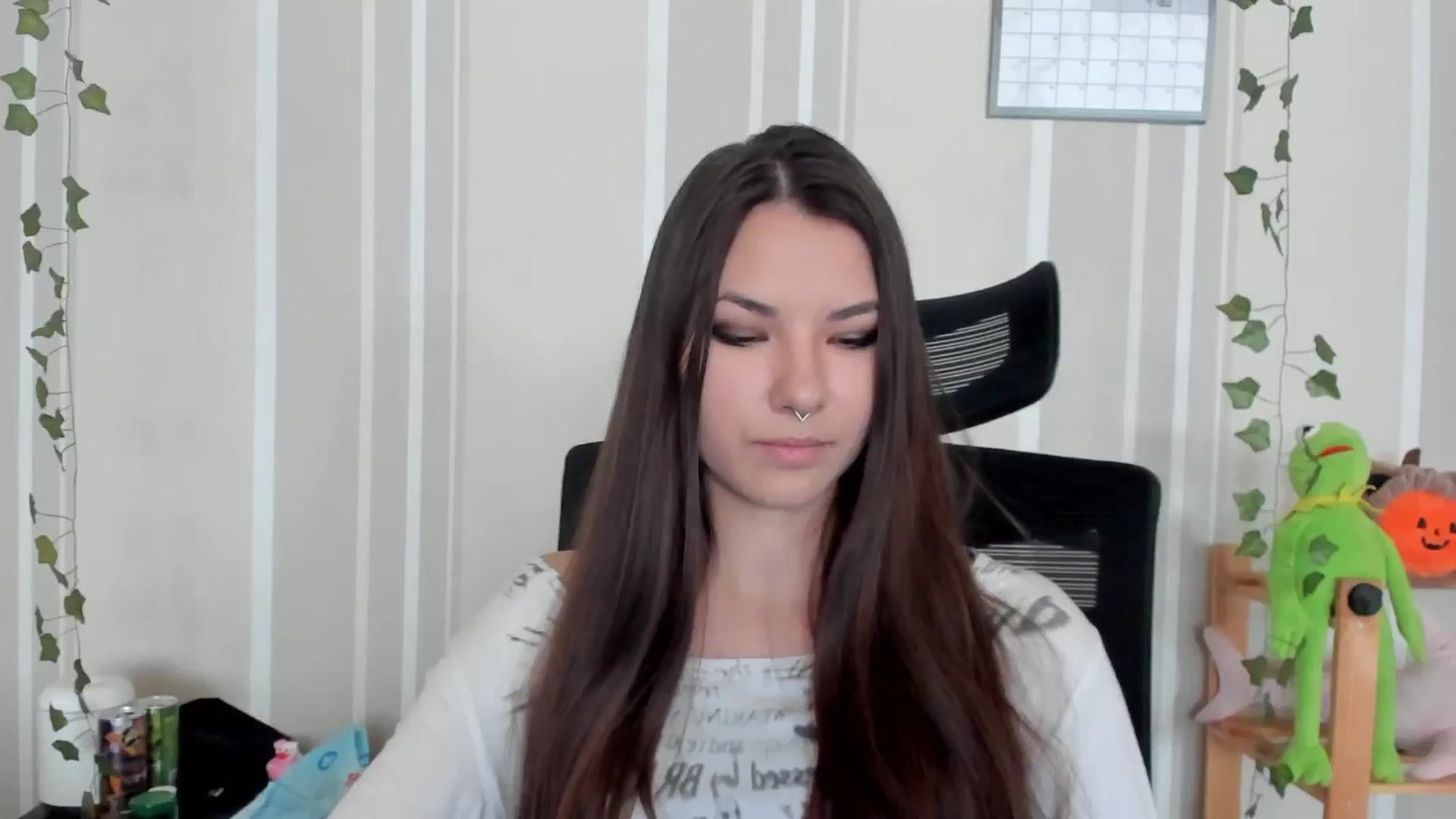 Gallery image thumbnail from AmnesiaGirl1's myfreecams stream on, 09/11/2025, 10:17 image 17 of 20