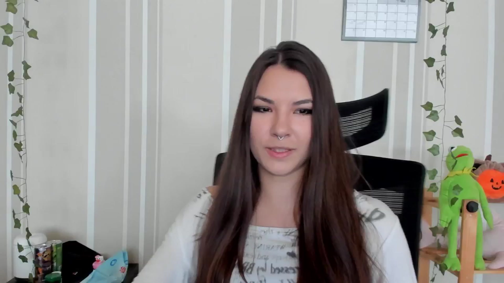 Gallery image thumbnail from AmnesiaGirl1's myfreecams stream on, 09/11/2025, 10:17 image 16 of 20