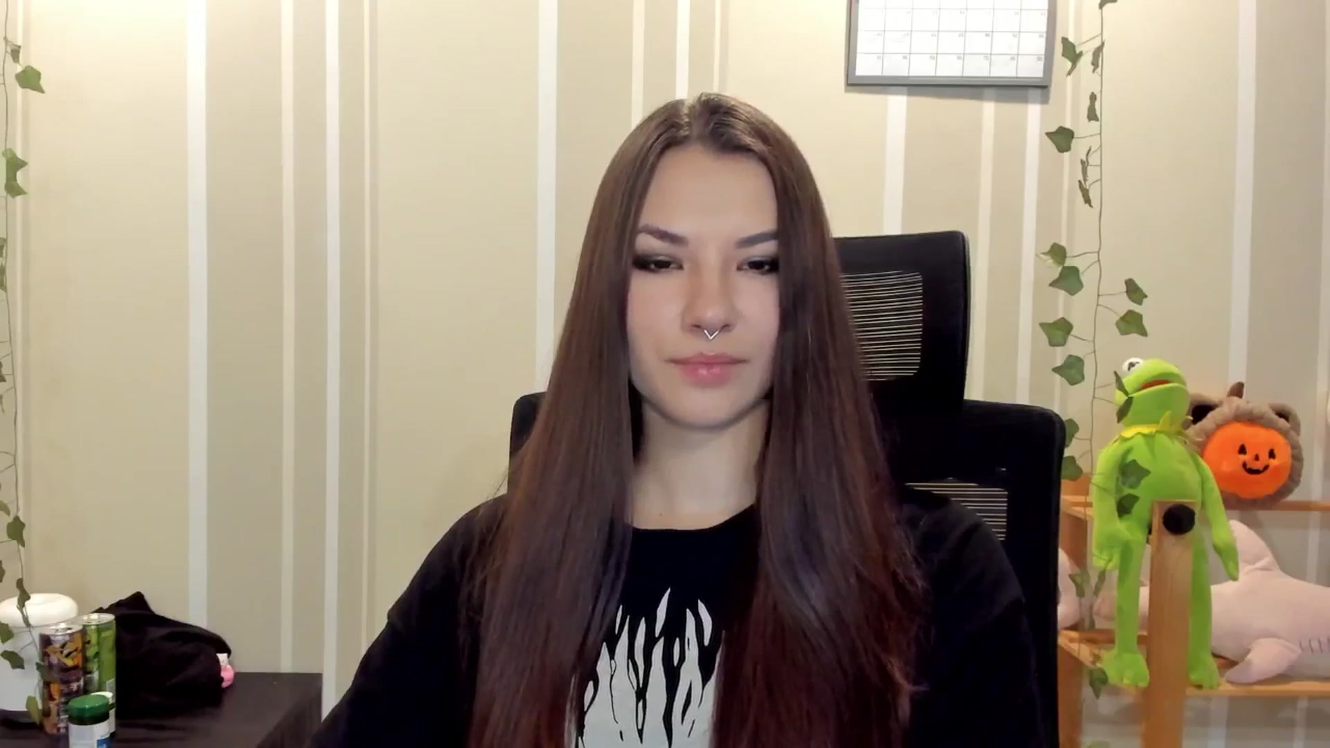 Gallery image thumbnail from AmnesiaGirl1's myfreecams stream on, 09/12/2025, 21:44 image 3 of 20