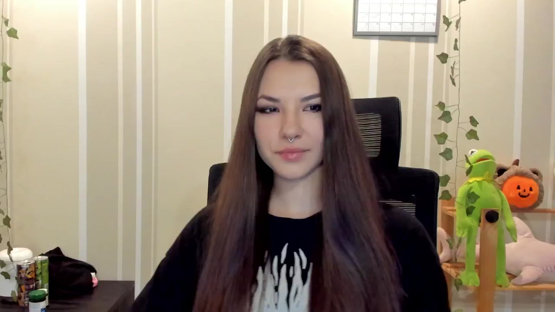 Gallery image thumbnail from AmnesiaGirl1's myfreecams stream on, 09/12/2025, 21:44 image 1 of 20