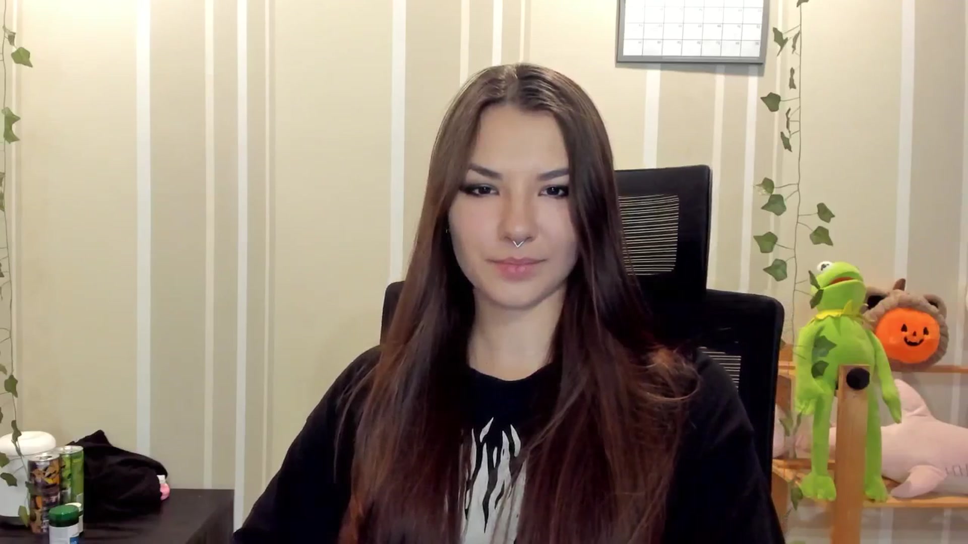 Gallery image thumbnail from AmnesiaGirl1's myfreecams stream on, 09/12/2025, 21:44 image 11 of 20