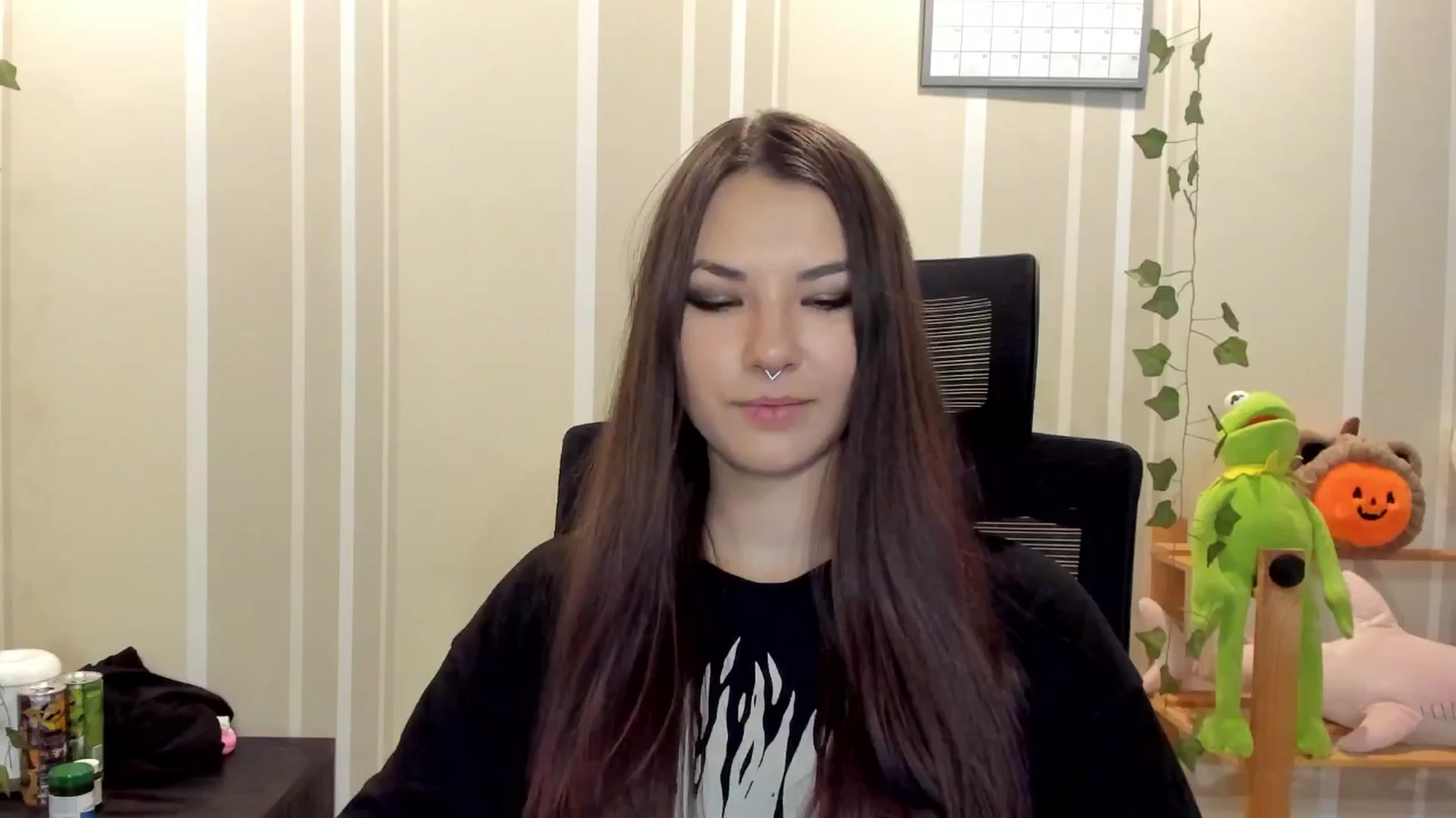 Gallery image thumbnail from AmnesiaGirl1's myfreecams stream on, 09/12/2025, 22:40 image 8 of 20