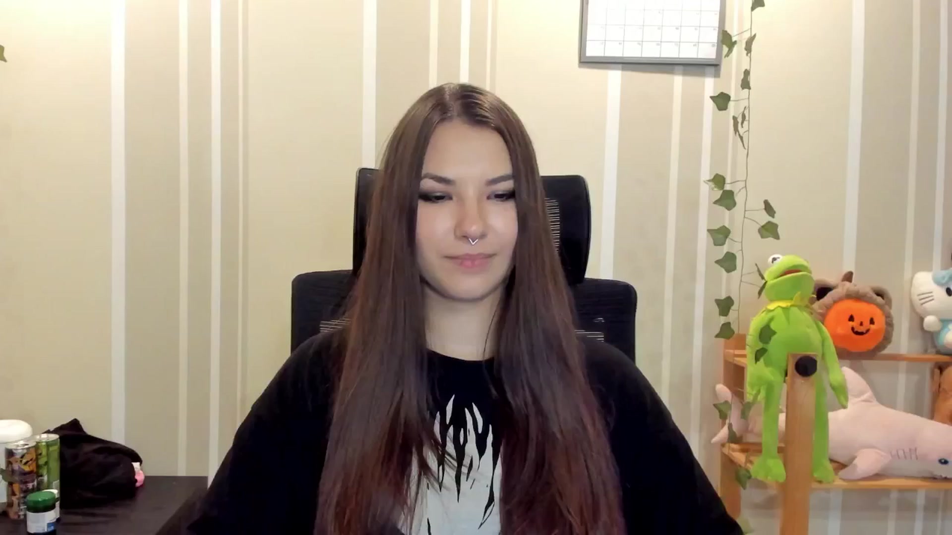 Gallery image thumbnail from AmnesiaGirl1's myfreecams stream on, 09/12/2025, 22:40 image 14 of 20
