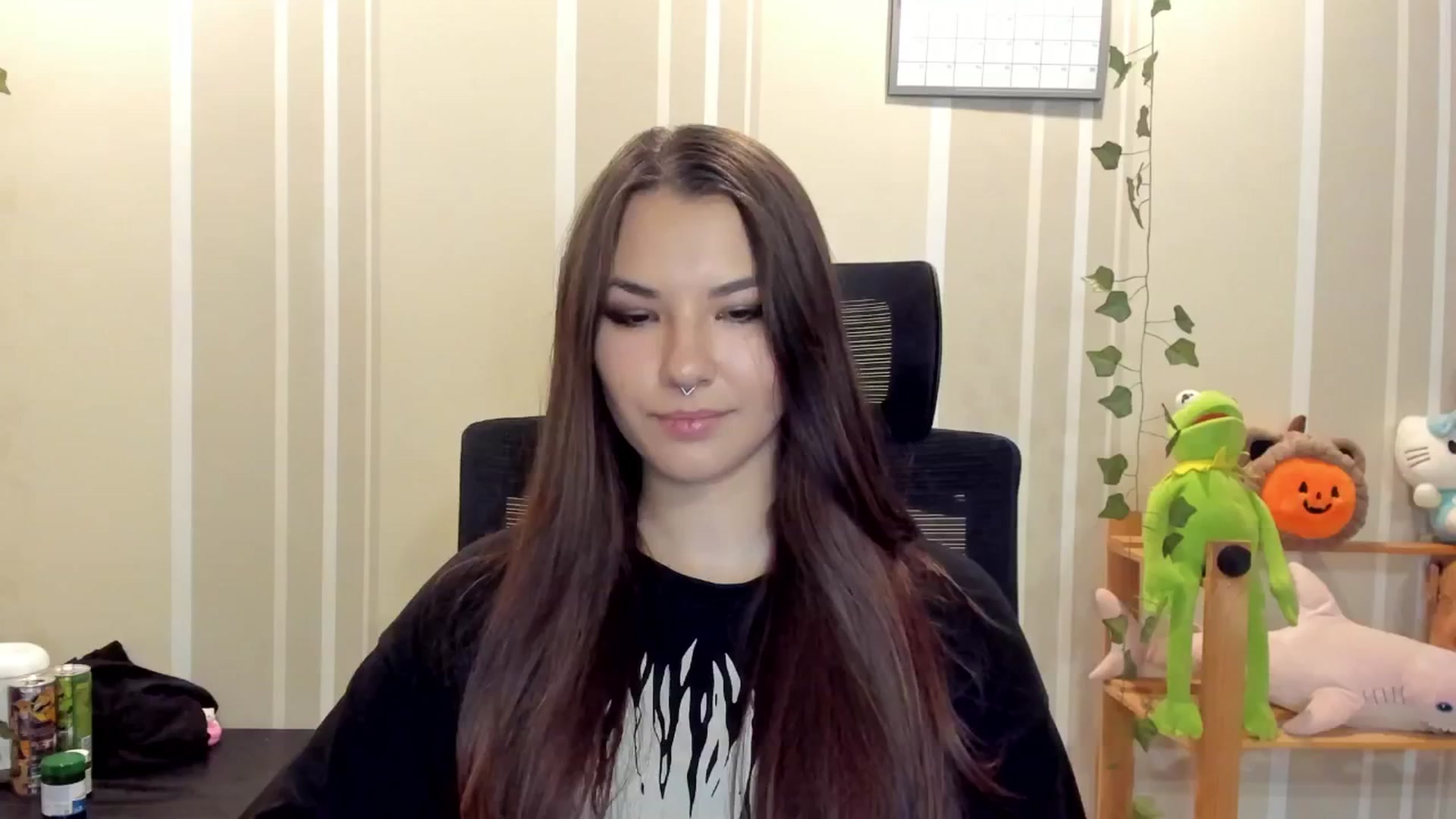 Gallery image thumbnail from AmnesiaGirl1's myfreecams stream on, 09/12/2025, 22:40 image 19 of 20