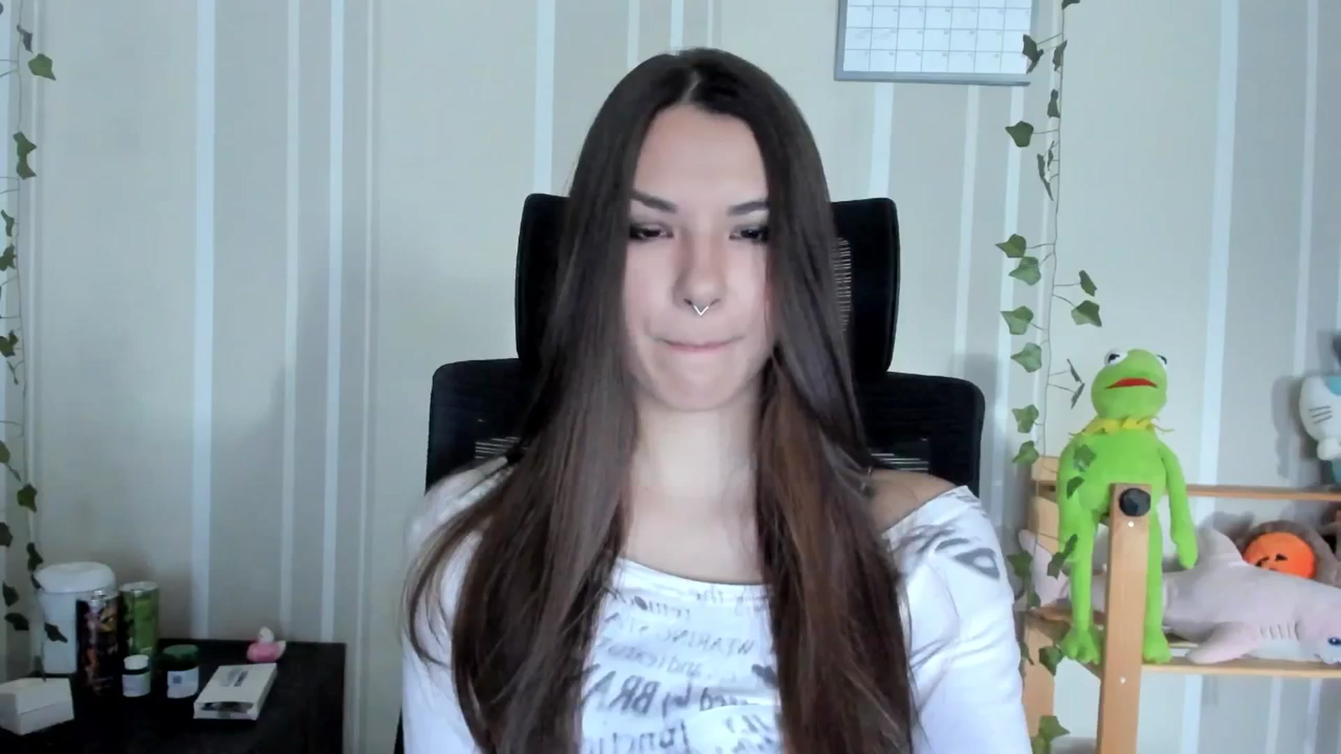 Gallery image thumbnail from AmnesiaGirl1's myfreecams stream on, 09/14/2025, 12:58 image 20 of 20