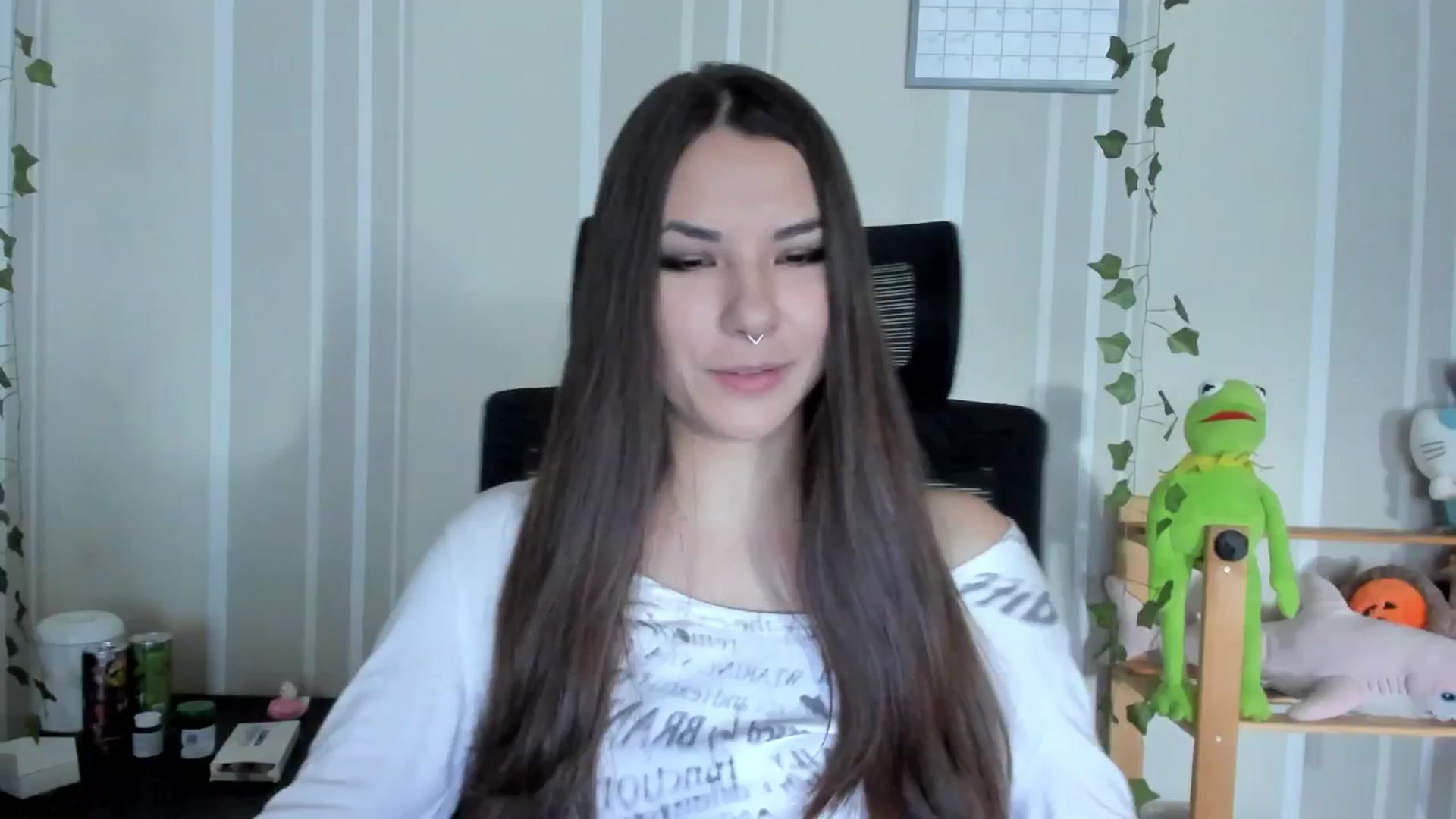 Gallery image thumbnail from AmnesiaGirl1's myfreecams stream on, 09/14/2025, 12:58 image 7 of 20