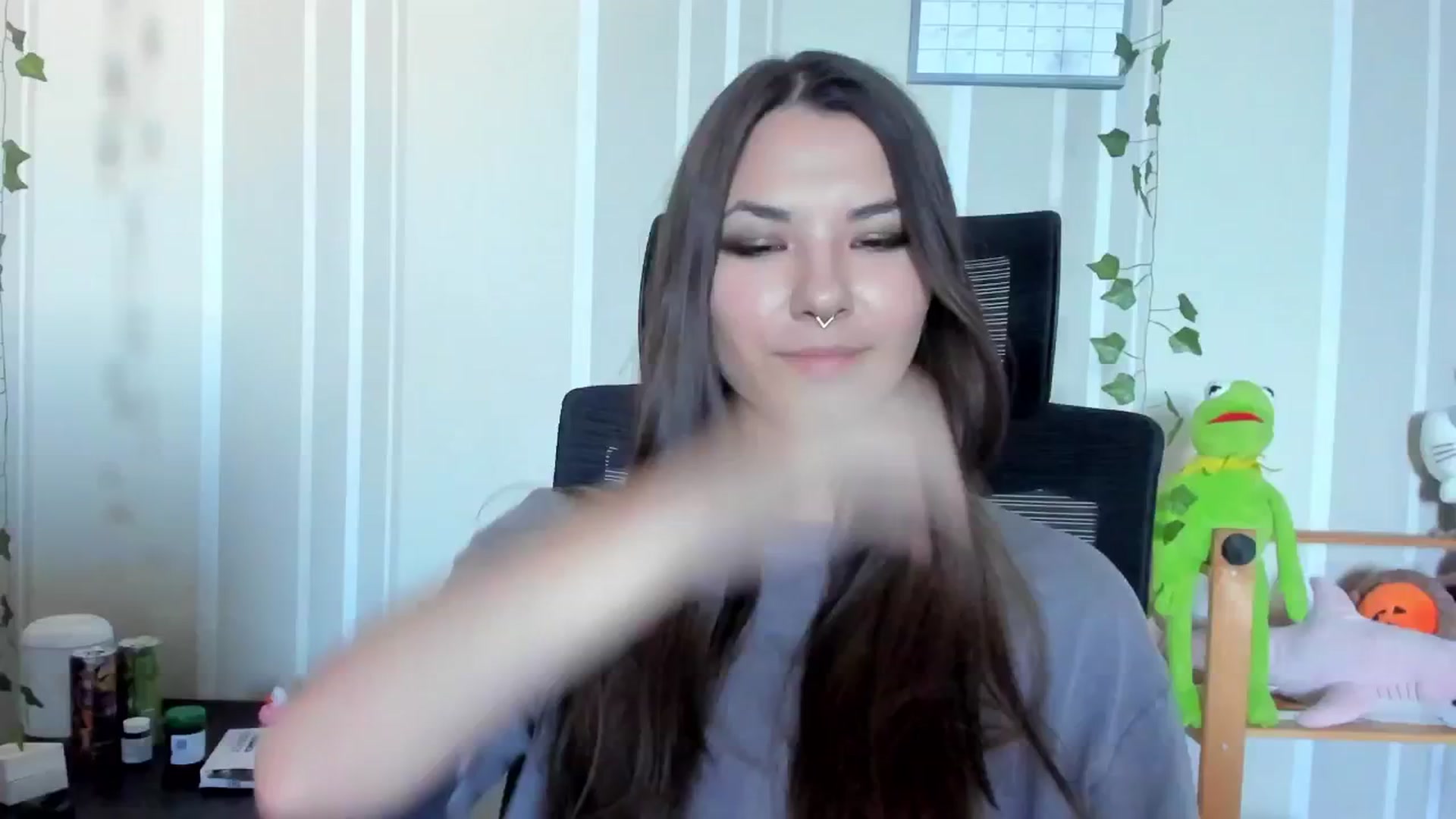 Gallery image thumbnail from AmnesiaGirl1's myfreecams stream on, 09/14/2025, 14:17 image 19 of 20