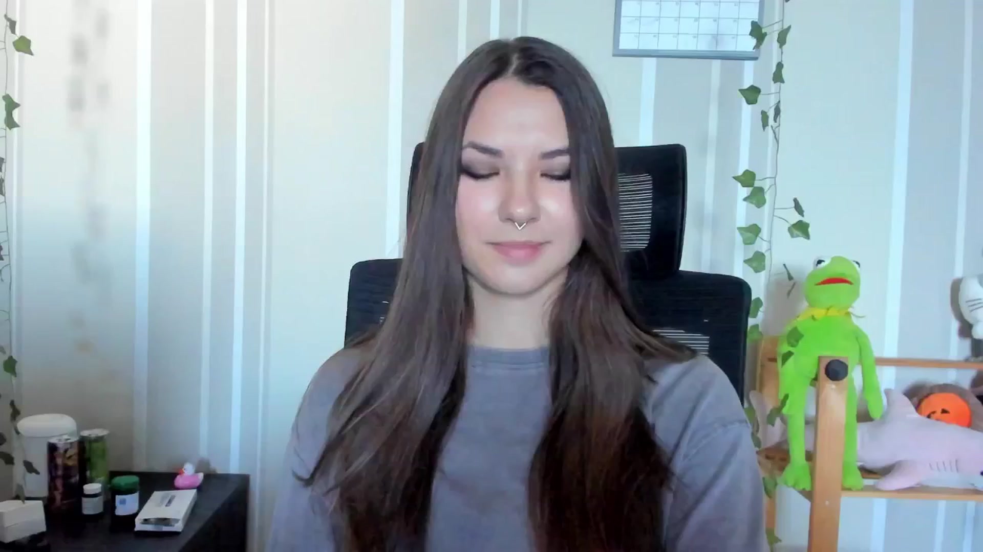 Gallery image thumbnail from AmnesiaGirl1's myfreecams stream on, 09/14/2025, 14:17 image 18 of 20