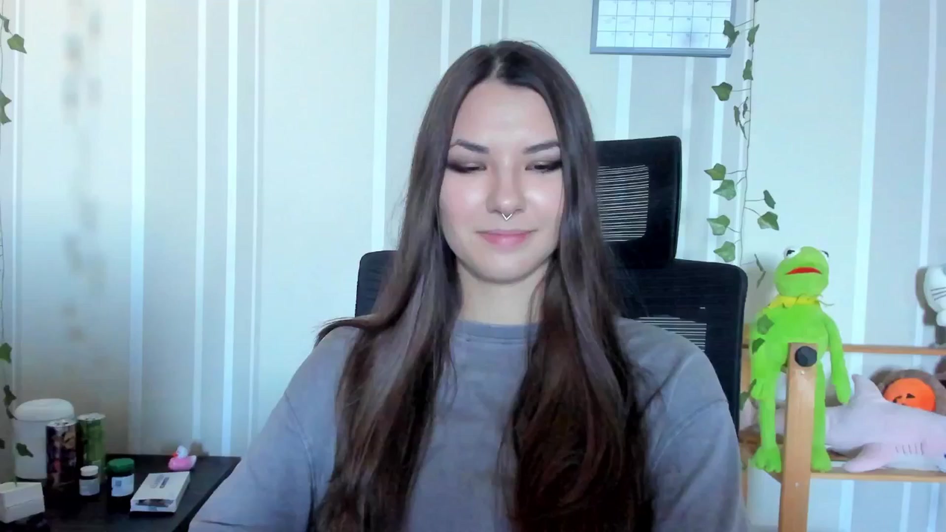 Gallery image thumbnail from AmnesiaGirl1's myfreecams stream on, 09/14/2025, 14:17 image 1 of 20