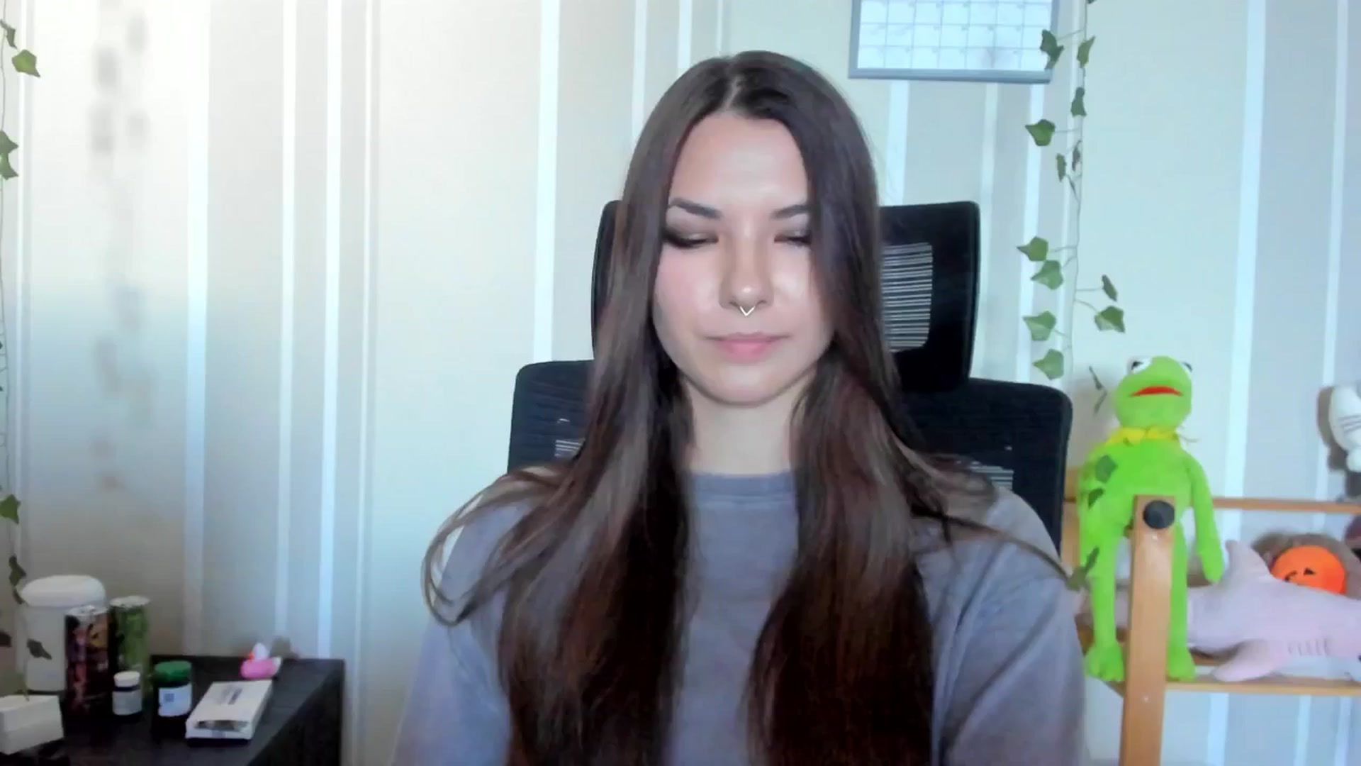 Gallery image thumbnail from AmnesiaGirl1's myfreecams stream on, 09/14/2025, 14:17 image 15 of 20