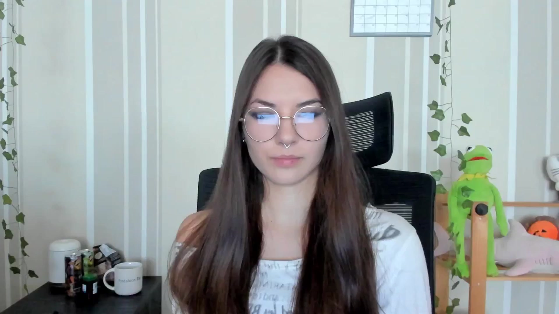 Gallery image thumbnail from AmnesiaGirl1's myfreecams stream on, 09/16/2025, 11:55 image 4 of 20