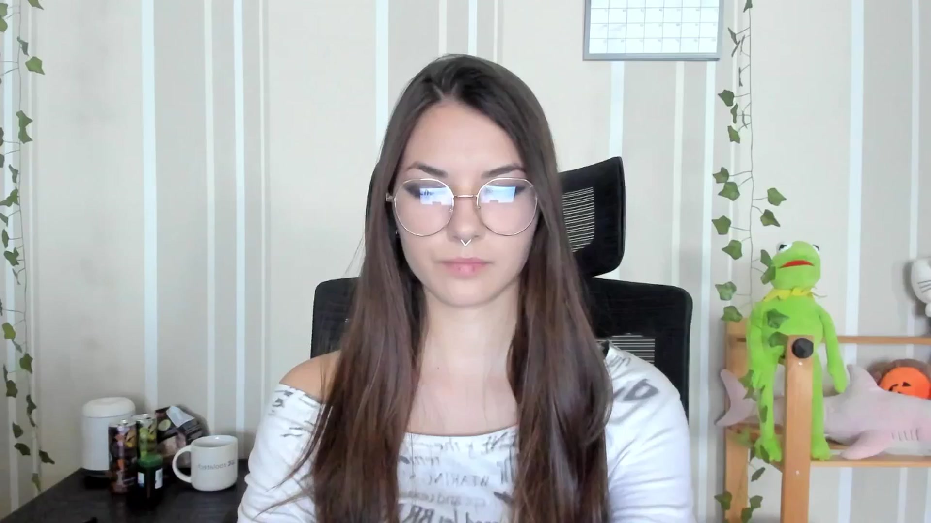 Gallery image thumbnail from AmnesiaGirl1's myfreecams stream on, 09/16/2025, 13:17 image 11 of 20