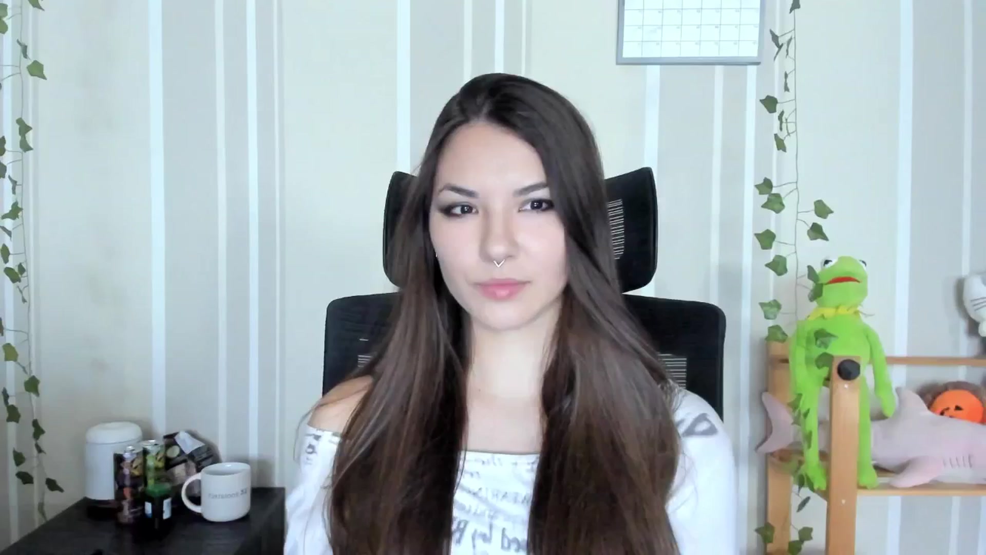 Gallery image thumbnail from AmnesiaGirl1's myfreecams stream on, 09/16/2025, 13:17 image 4 of 20