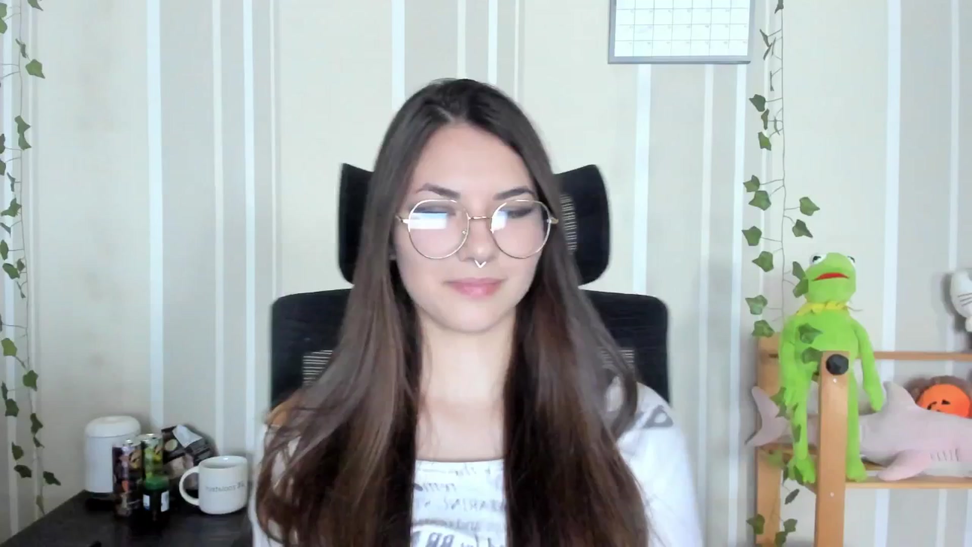 Gallery image thumbnail from AmnesiaGirl1's myfreecams stream on, 09/16/2025, 13:17 image 8 of 20