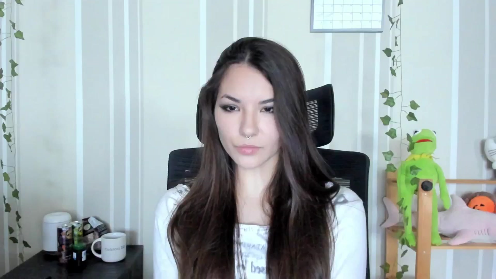Gallery image thumbnail from AmnesiaGirl1's myfreecams stream on, 09/16/2025, 13:17 image 3 of 20