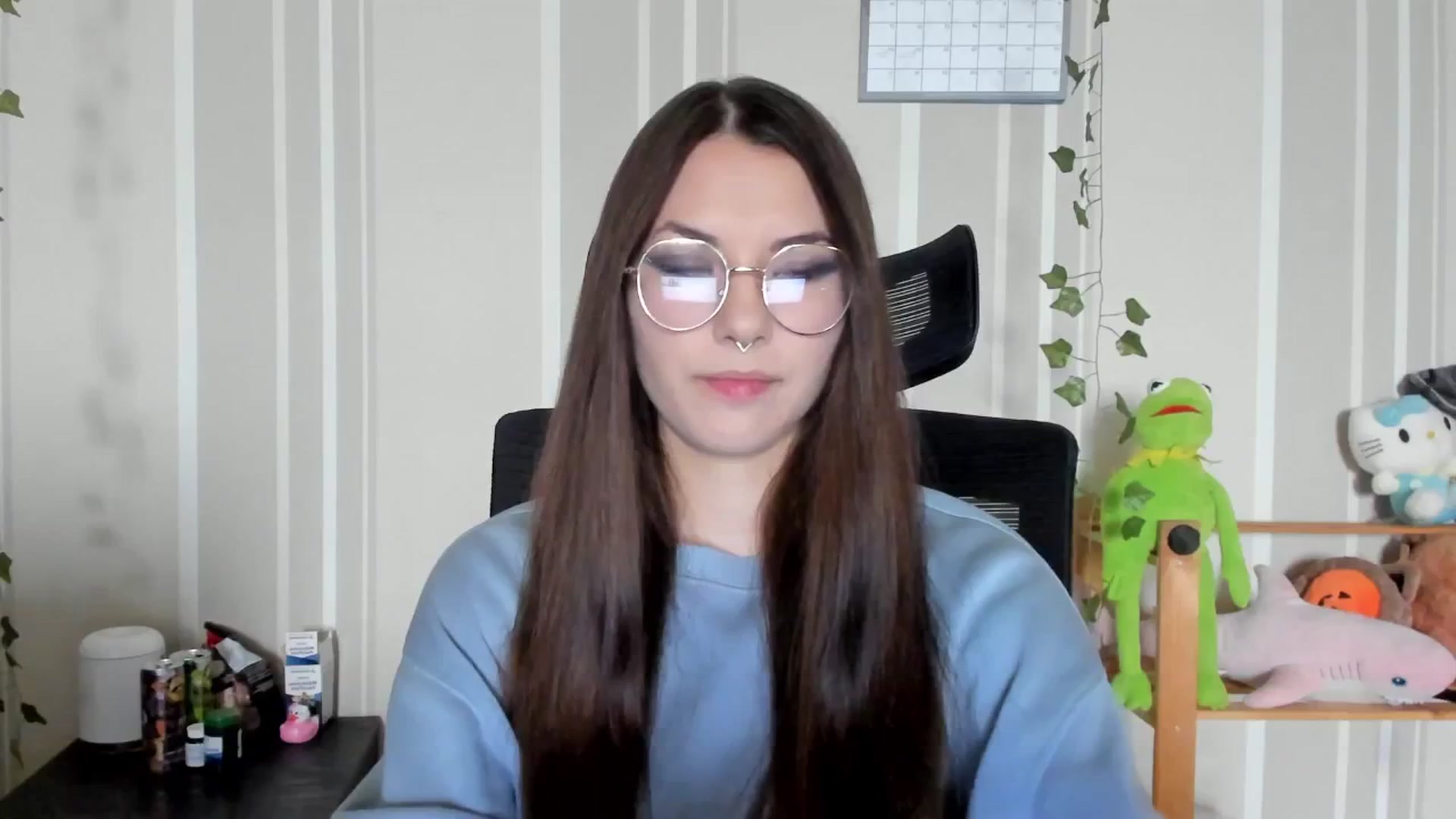 Gallery image thumbnail from AmnesiaGirl1's myfreecams stream on, 09/17/2025, 13:20 image 7 of 20