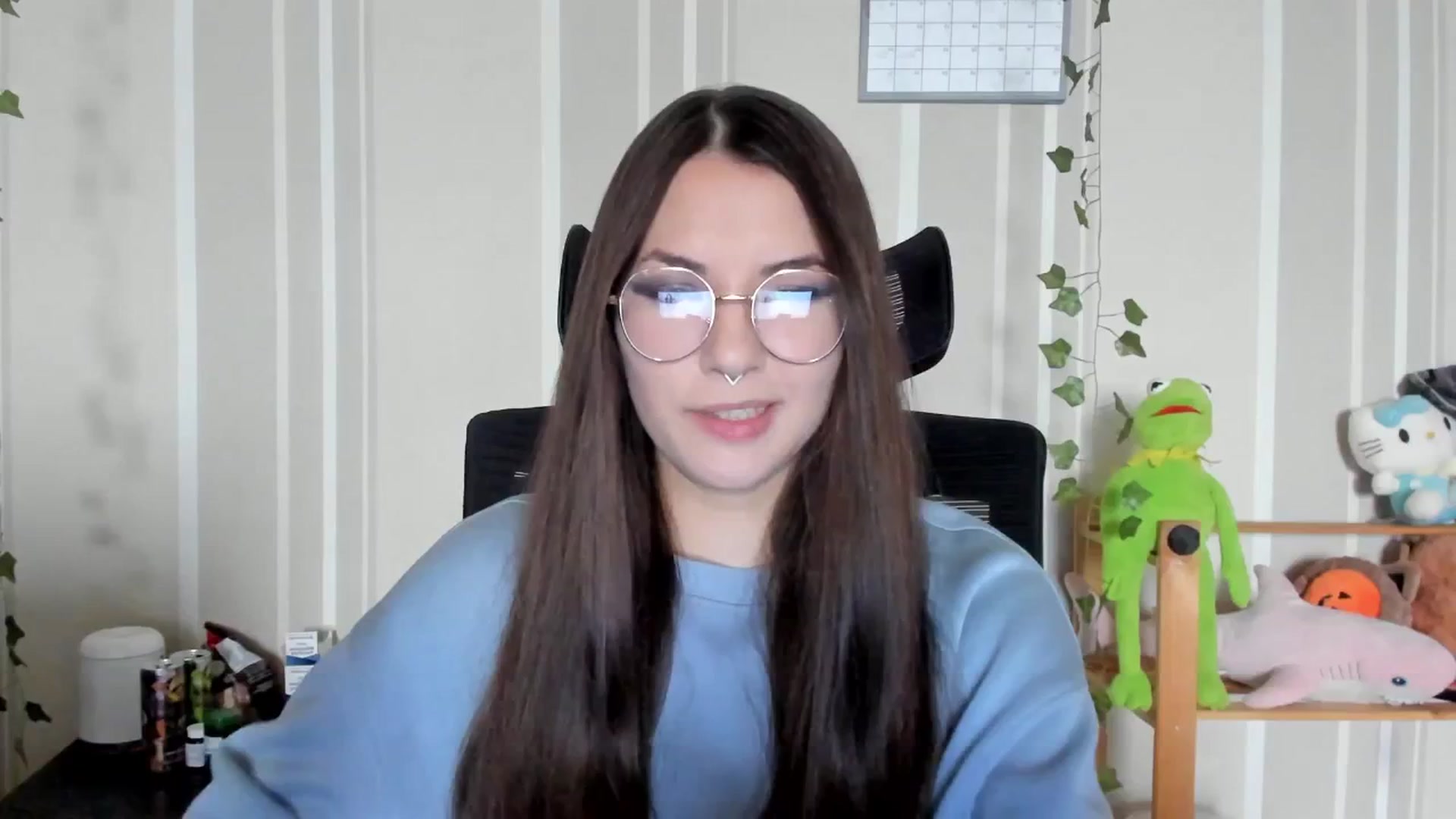 Gallery image thumbnail from AmnesiaGirl1's myfreecams stream on, 09/17/2025, 13:20 image 9 of 20