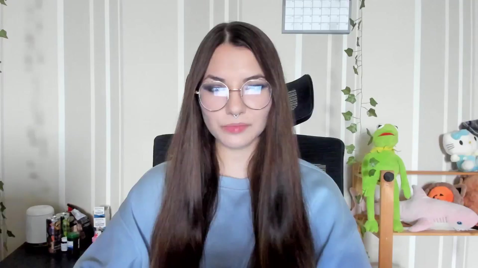 Gallery image thumbnail from AmnesiaGirl1's myfreecams stream on, 09/17/2025, 13:20 image 2 of 20