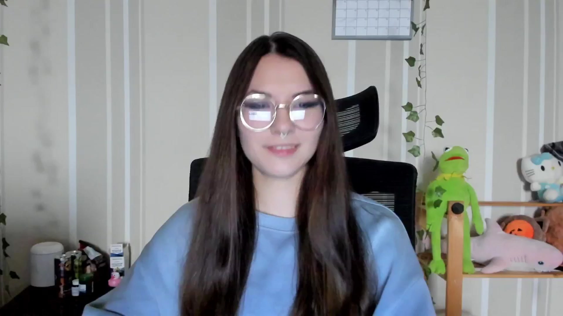 Gallery image thumbnail from AmnesiaGirl1's myfreecams stream on, 09/17/2025, 13:20 image 19 of 20