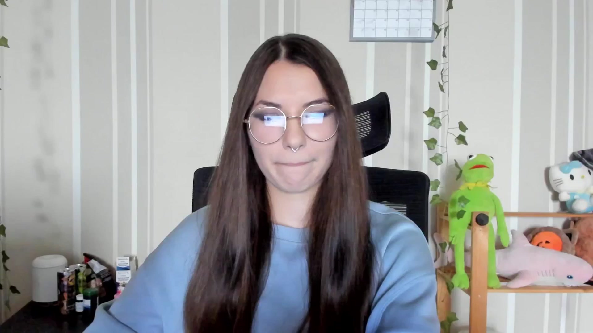 Gallery image thumbnail from AmnesiaGirl1's myfreecams stream on, 09/17/2025, 13:20 image 10 of 20