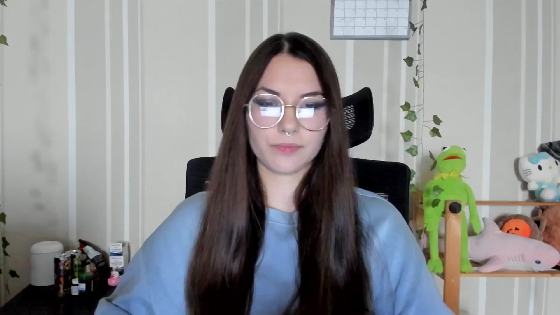 Gallery image thumbnail from AmnesiaGirl1's myfreecams stream on, 09/17/2025, 13:20 image 15 of 20