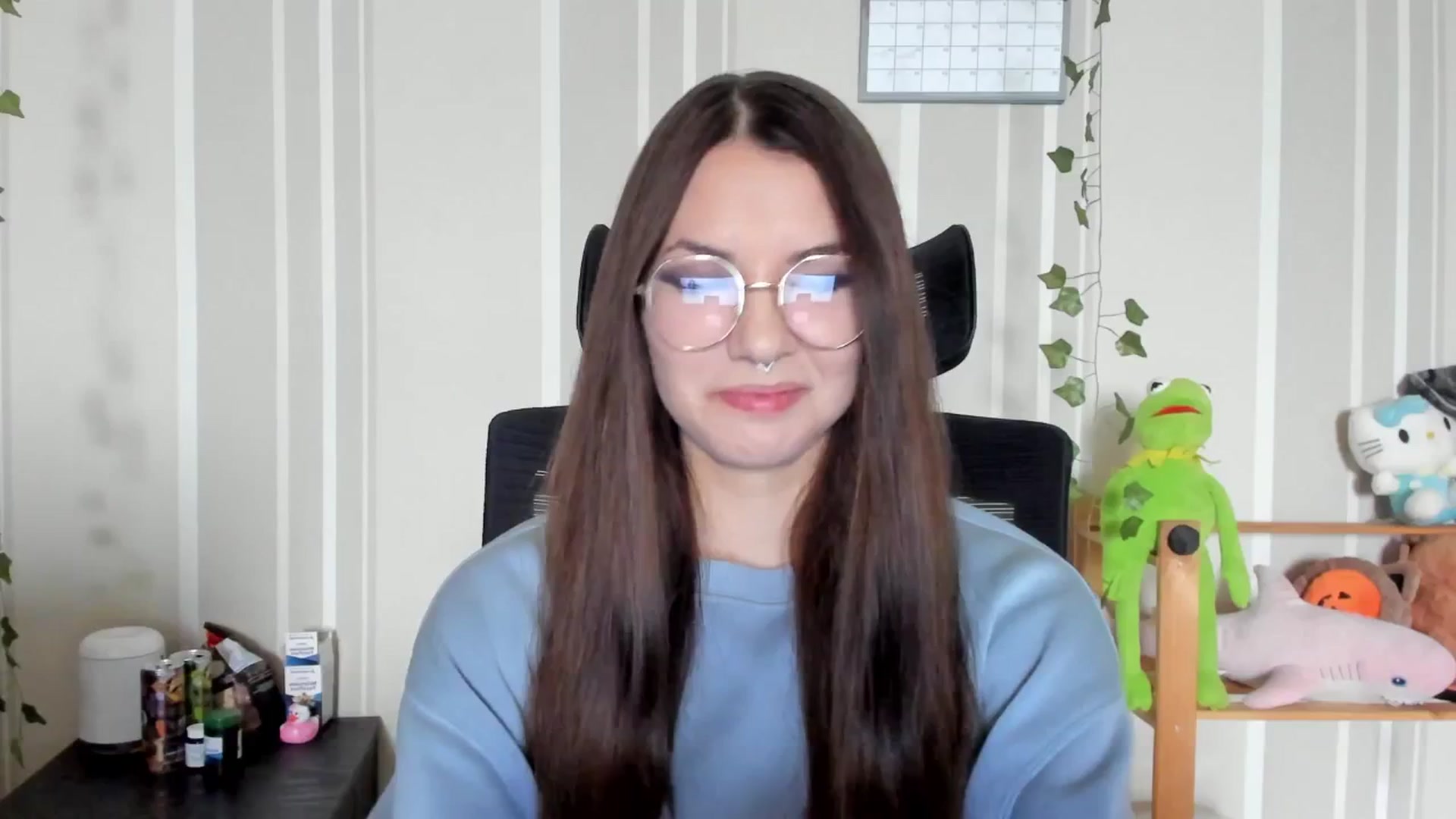 Gallery image thumbnail from AmnesiaGirl1's myfreecams stream on, 09/17/2025, 13:20 image 4 of 20