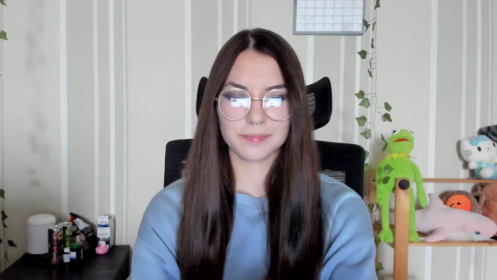 Gallery image thumbnail from AmnesiaGirl1's myfreecams stream on, 09/17/2025, 13:20 image 14 of 20