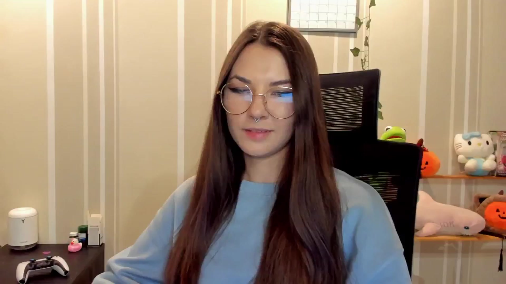 Gallery image thumbnail from AmnesiaGirl1's myfreecams stream on, 09/18/2025, 17:31 image 1 of 20