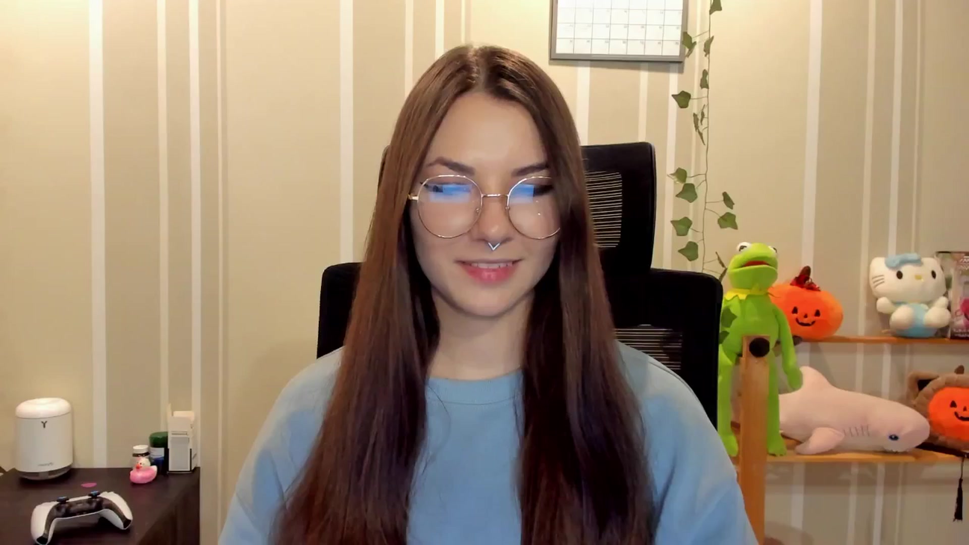 Gallery image thumbnail from AmnesiaGirl1's myfreecams stream on, 09/18/2025, 17:31 image 16 of 20