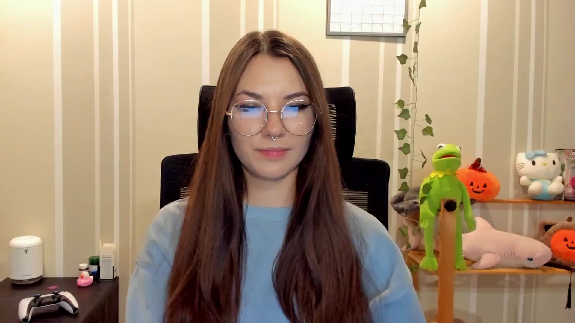 Gallery image thumbnail from AmnesiaGirl1's myfreecams stream on, 09/18/2025, 17:59 image 13 of 20