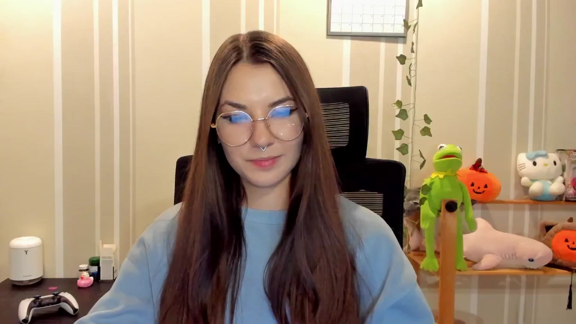 Gallery image thumbnail from AmnesiaGirl1's myfreecams stream on, 09/18/2025, 17:59 image 14 of 20