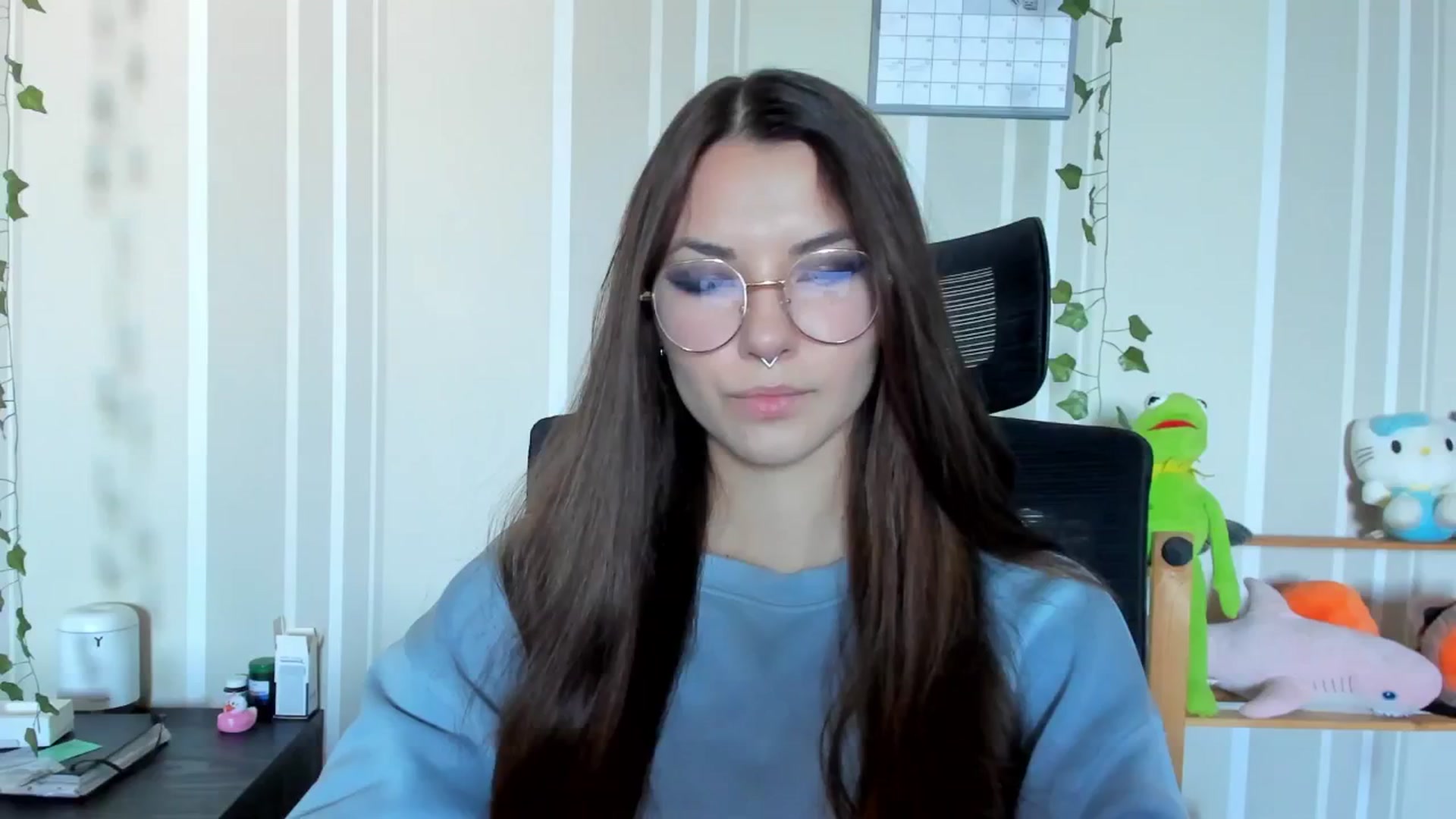 Gallery image thumbnail from AmnesiaGirl1's myfreecams stream on, 09/20/2025, 13:43 image 2 of 20