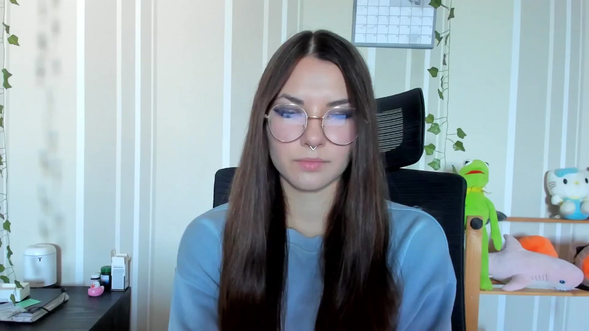 Gallery image thumbnail from AmnesiaGirl1's myfreecams stream on, 09/20/2025, 13:43 image 13 of 20