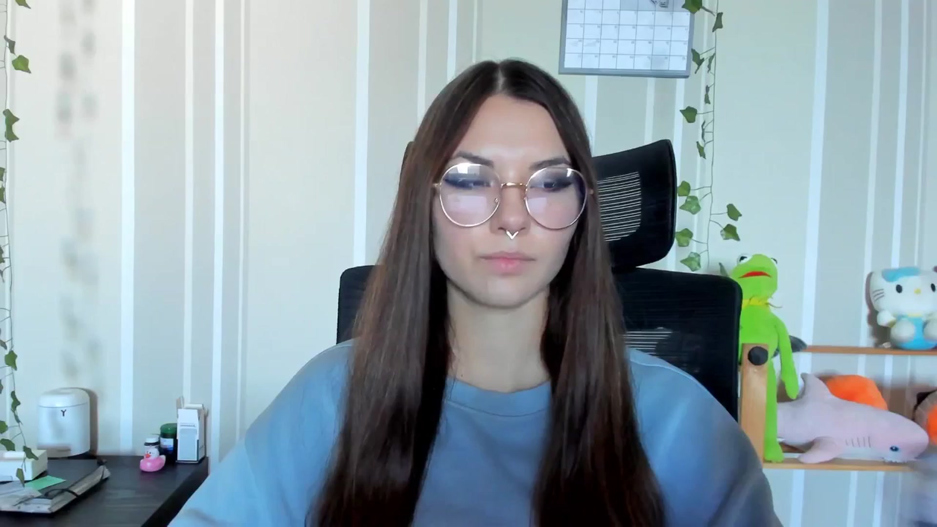 Gallery image thumbnail from AmnesiaGirl1's myfreecams stream on, 09/20/2025, 13:43 image 12 of 20
