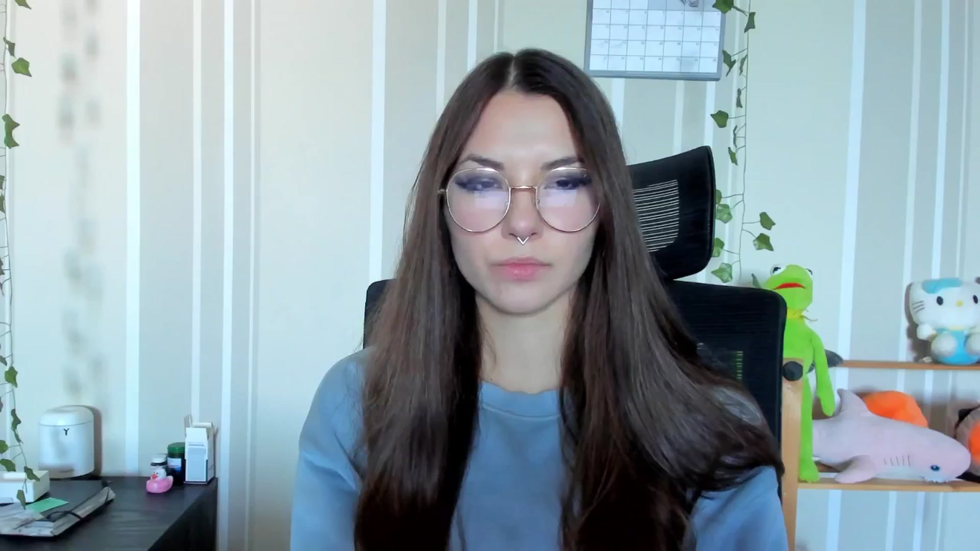 Gallery image thumbnail from AmnesiaGirl1's myfreecams stream on, 09/20/2025, 13:43 image 3 of 20