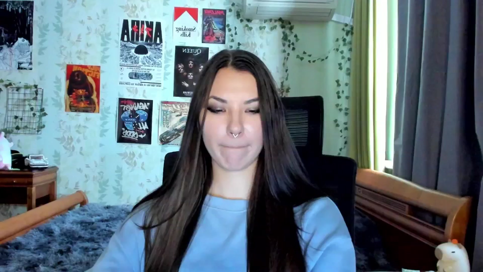 Gallery image thumbnail from AmnesiaGirl1's myfreecams stream on, 09/22/2025, 12:15 image 16 of 20