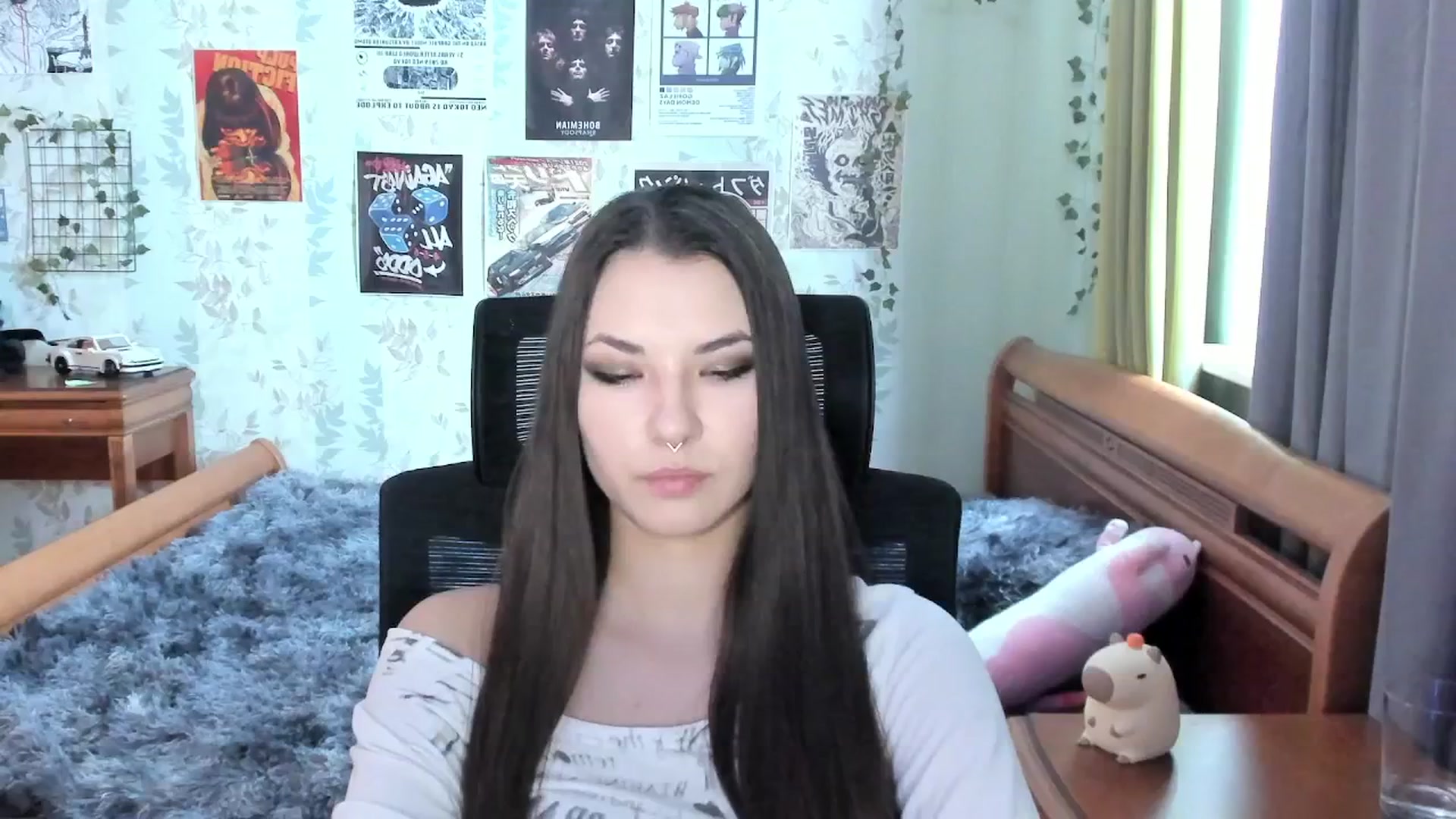 Gallery image thumbnail from AmnesiaGirl1's myfreecams stream on, 09/25/2025, 12:11 image 8 of 20