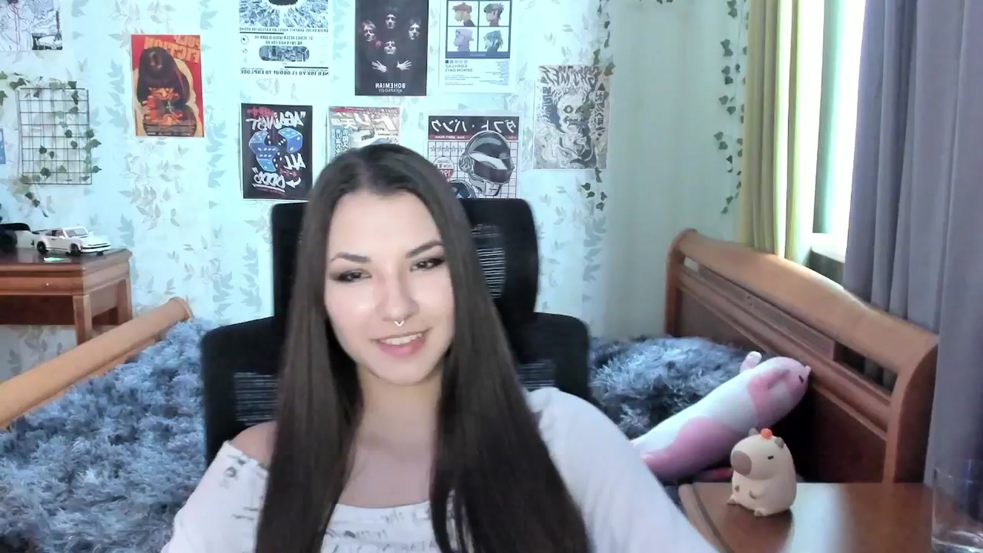 Gallery image thumbnail from AmnesiaGirl1's myfreecams stream on, 09/25/2025, 12:11 image 18 of 20