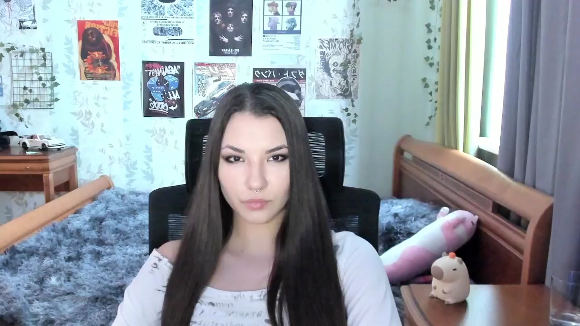 Gallery image thumbnail from AmnesiaGirl1's myfreecams stream on, 09/25/2025, 12:11 image 14 of 20