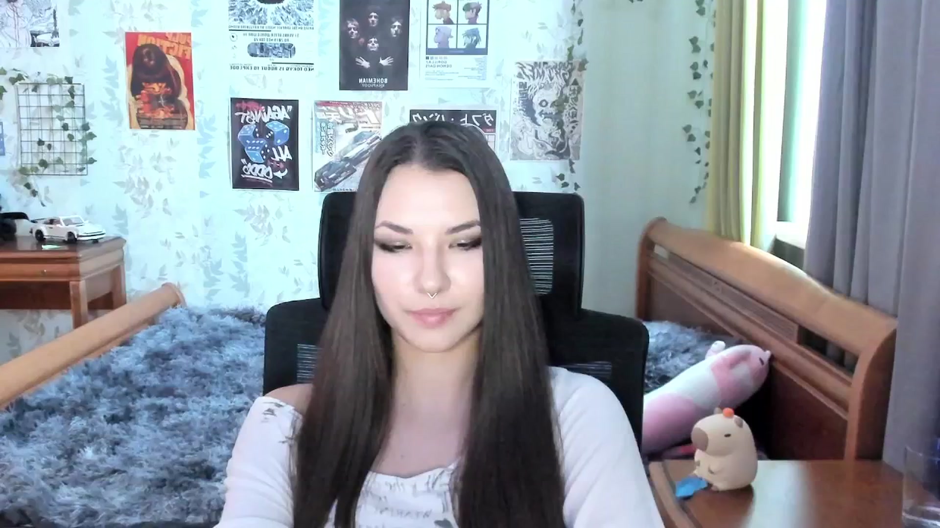 Gallery image thumbnail from AmnesiaGirl1's myfreecams stream on, 09/25/2025, 13:23 image 16 of 20