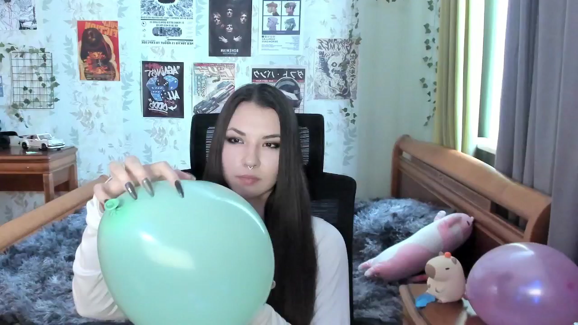 Gallery image thumbnail from AmnesiaGirl1's myfreecams stream on, 09/25/2025, 13:23 image 7 of 20