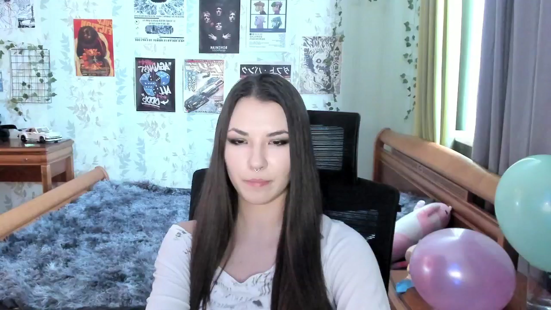 Gallery image thumbnail from AmnesiaGirl1's myfreecams stream on, 09/25/2025, 13:23 image 6 of 20