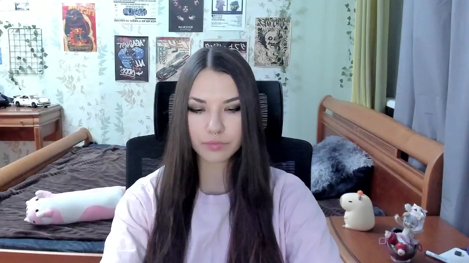 Gallery image thumbnail from AmnesiaGirl1's myfreecams stream on, 09/30/2025, 16:10 image 3 of 20
