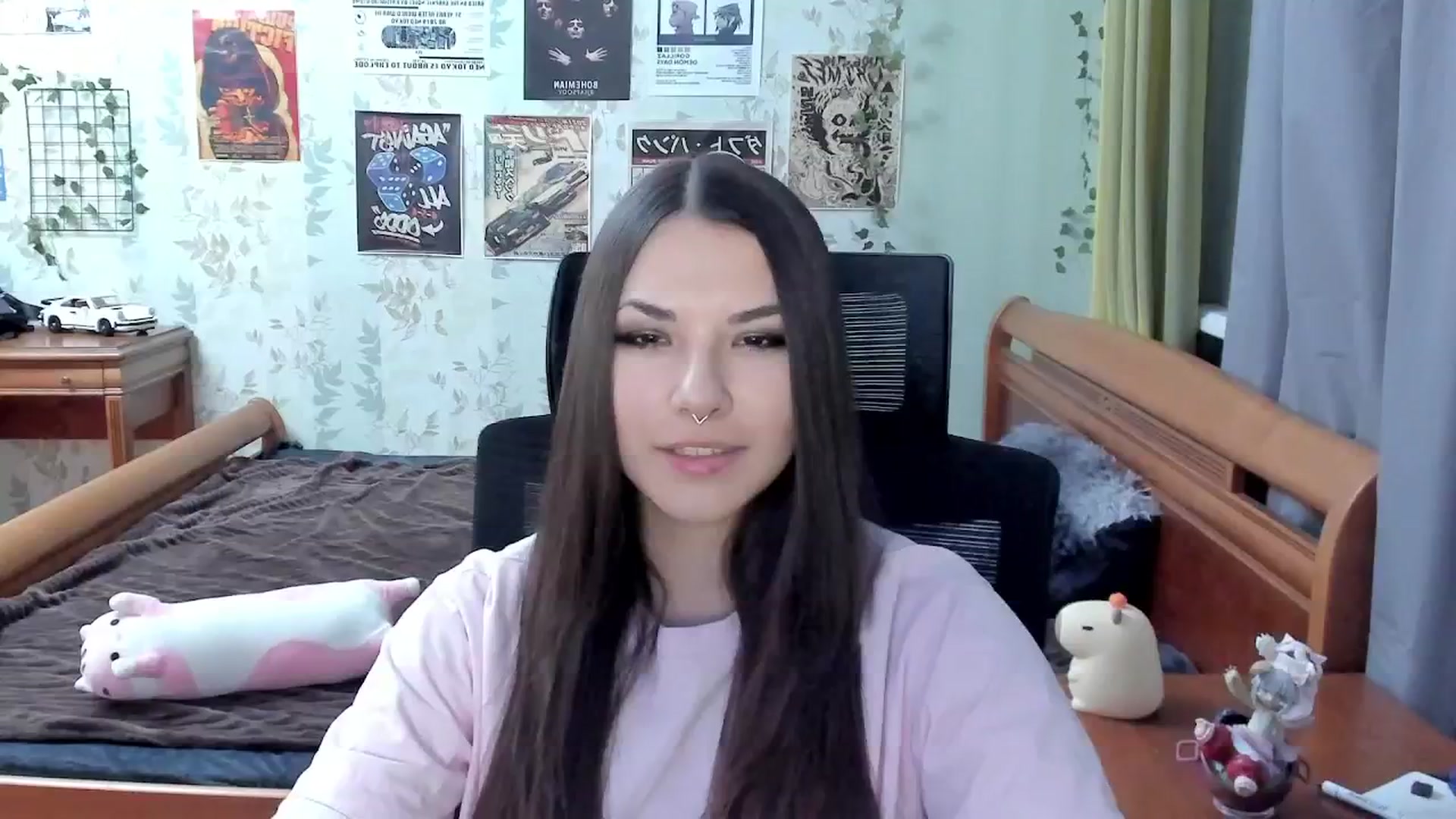 Gallery image thumbnail from AmnesiaGirl1's myfreecams stream on, 09/30/2025, 16:10 image 18 of 20