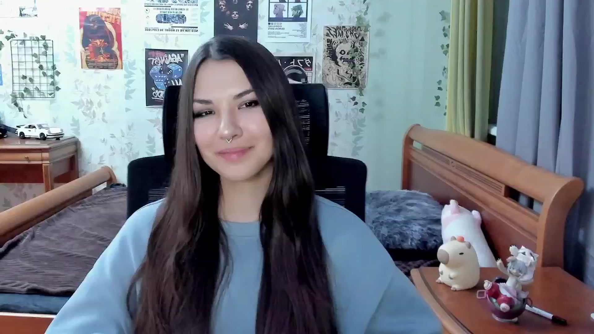 Gallery image thumbnail from AmnesiaGirl1's myfreecams stream on, 10/03/2025, 19:18 image 10 of 20